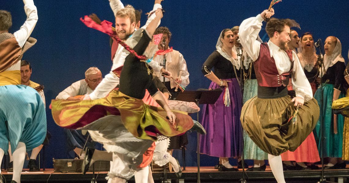Escola de Dansa i Musica
